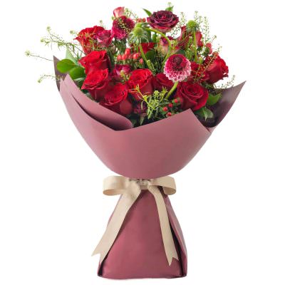 Красивый букет живых цветов «Романтика»